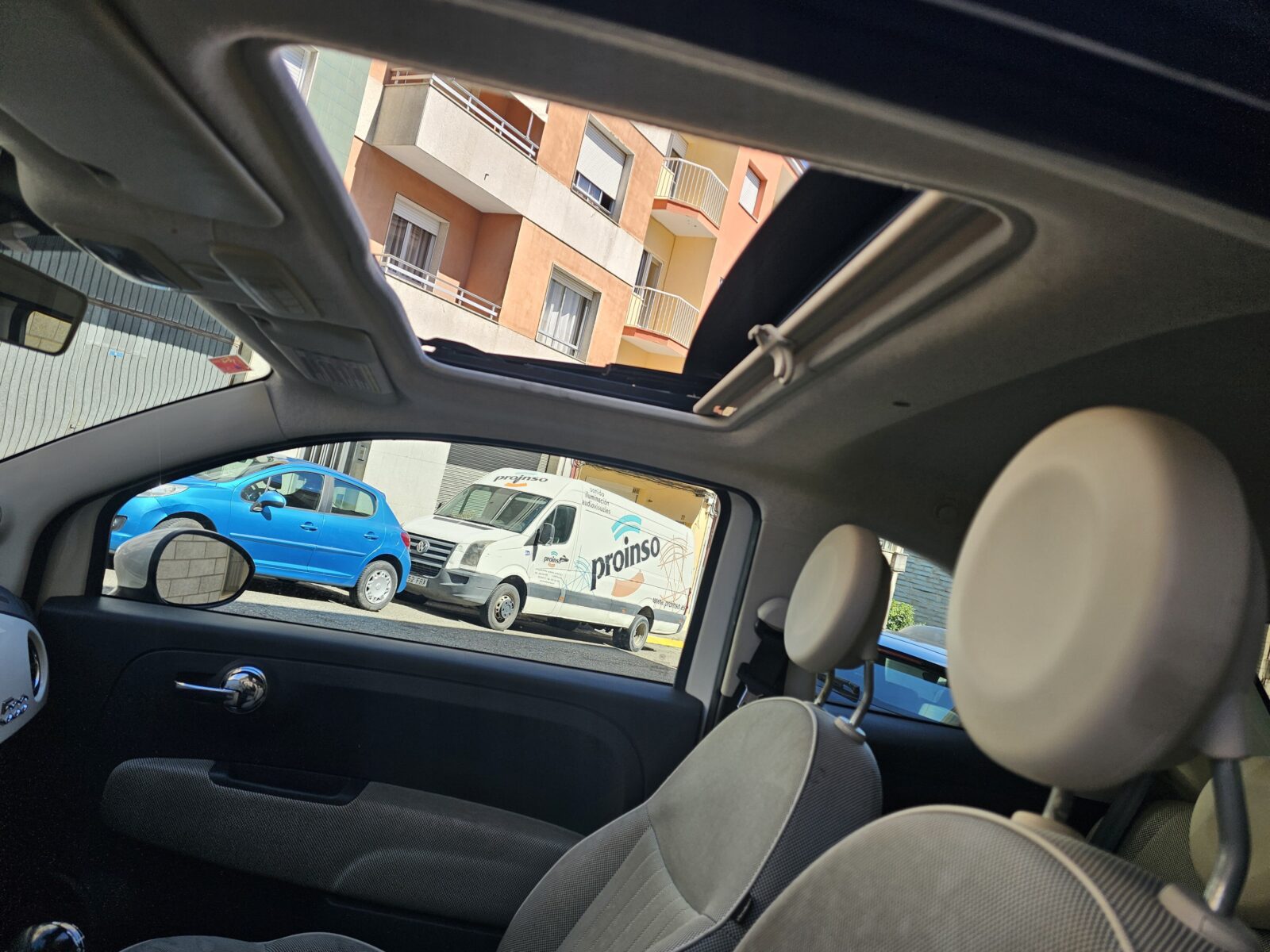 FIAT 500 1.2 lounge