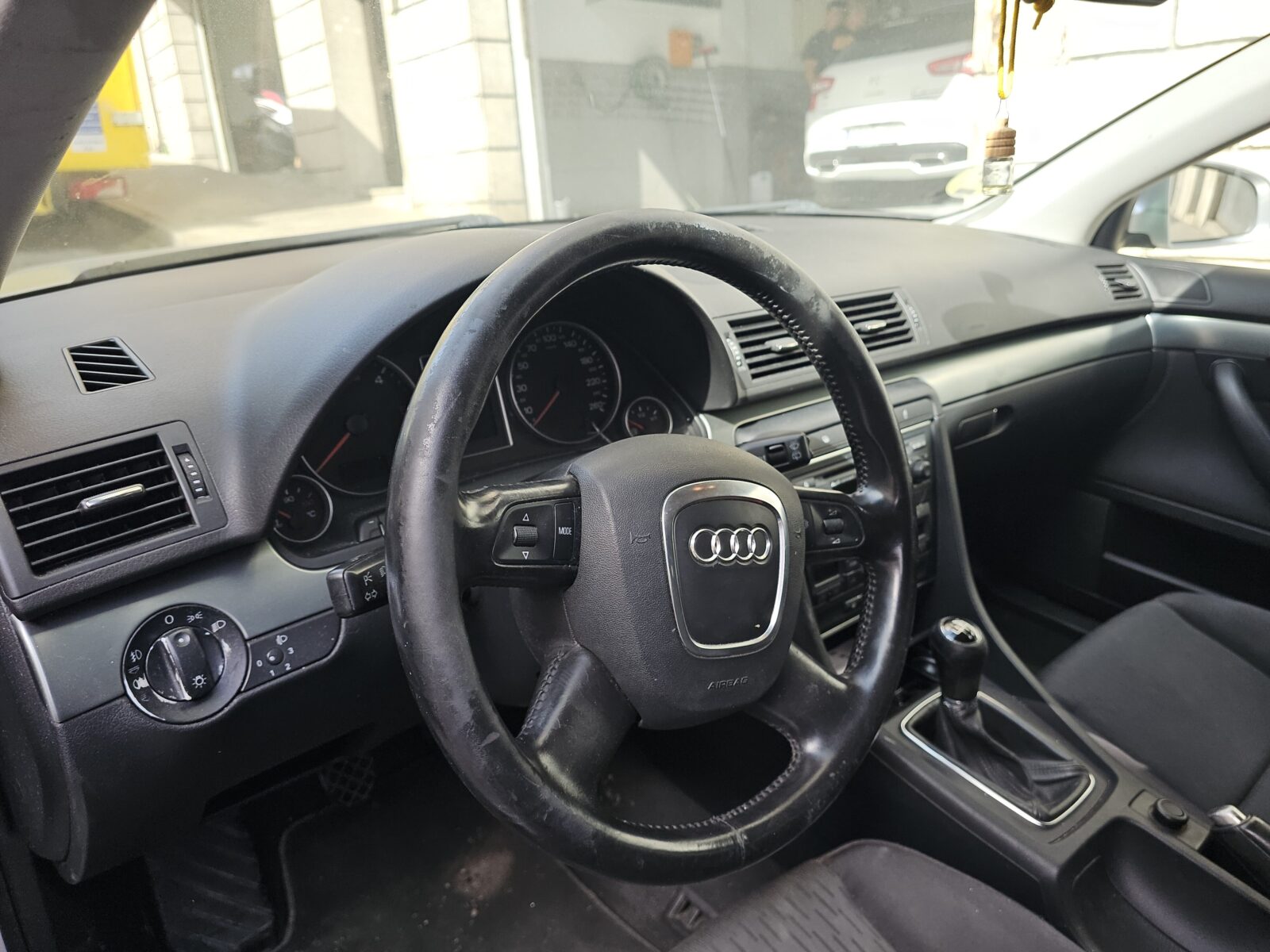 AUDI A4 2.0tdi