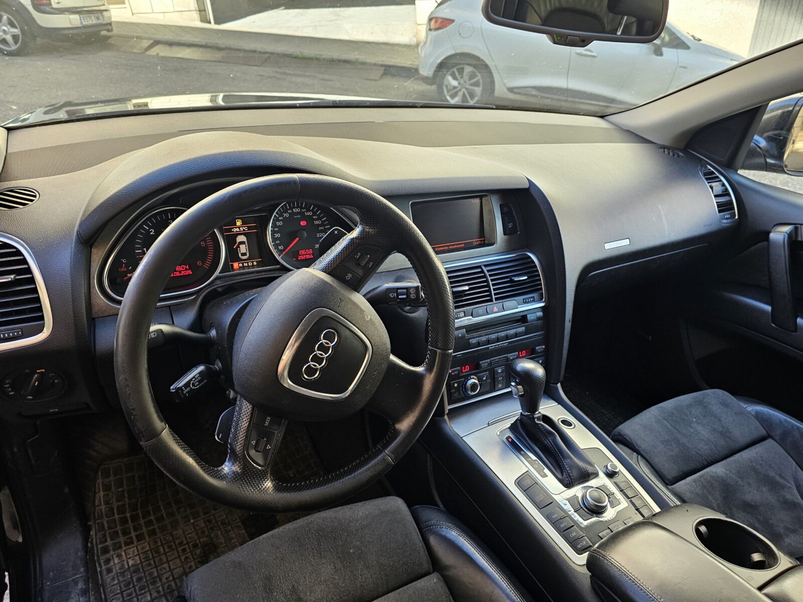 AUDI Q7 3.0tdi triptronic